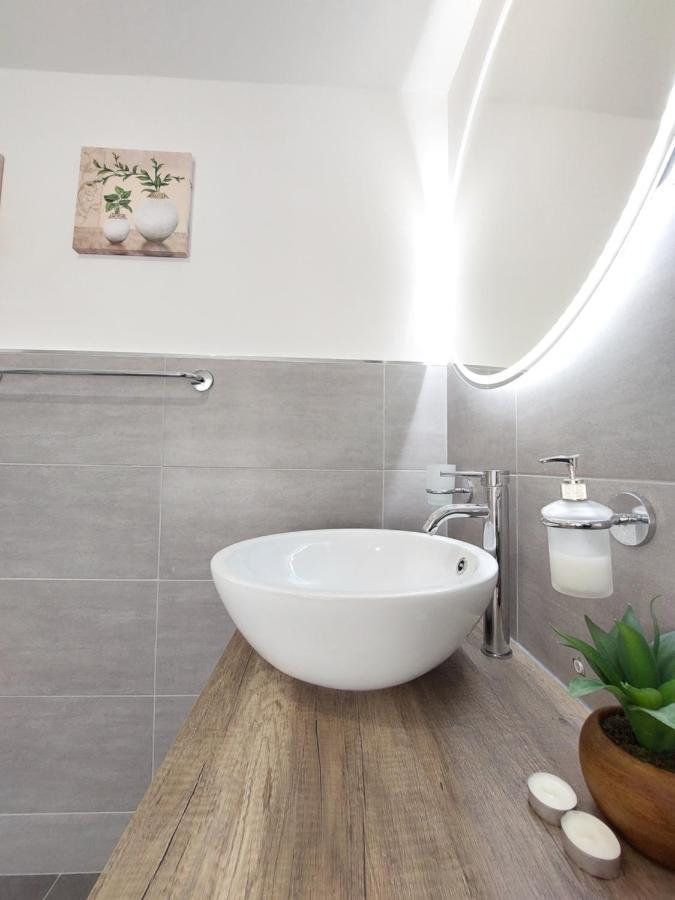 Guest House Palermo Massimo 23 Εξωτερικό φωτογραφία